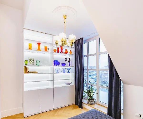 Retro Old Town Apartment